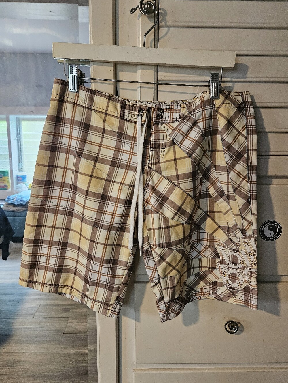 Y2K Billabong Plaid Surf Shorts with Embroidery Details